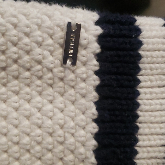 TOMMY HILFIGER Sweater - Picture 4 of 6